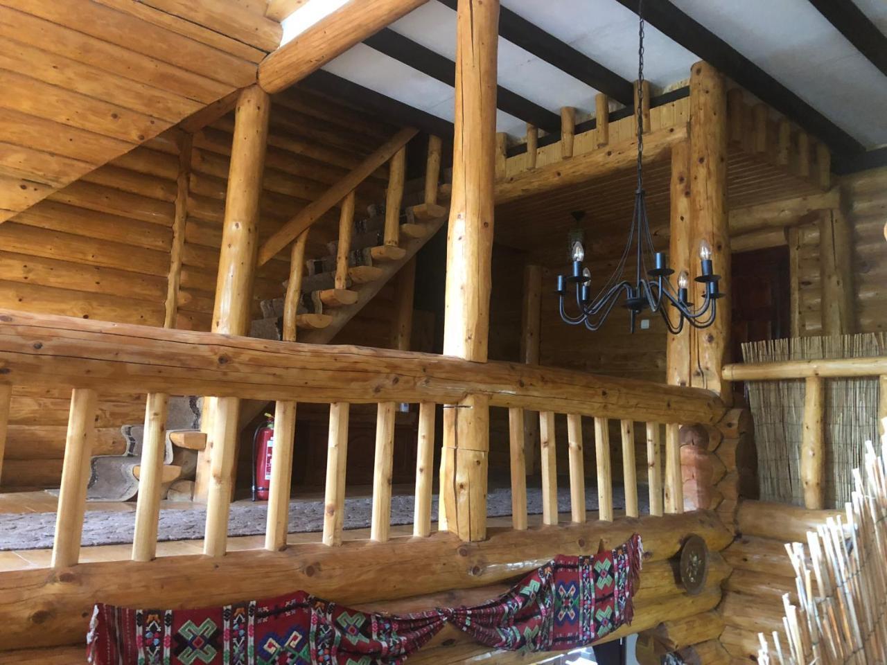 Hot Tub Chalet Retreat Villa Braşov Buitenkant foto