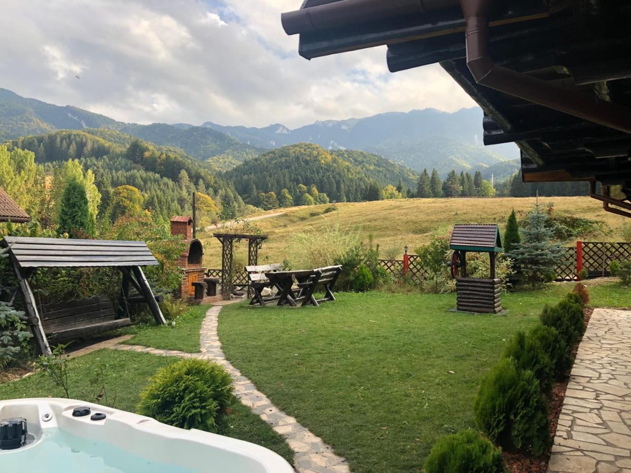 Hot Tub Chalet Retreat Villa Braşov Buitenkant foto